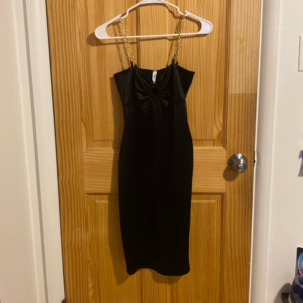 mid length 7daywknd black silky dress